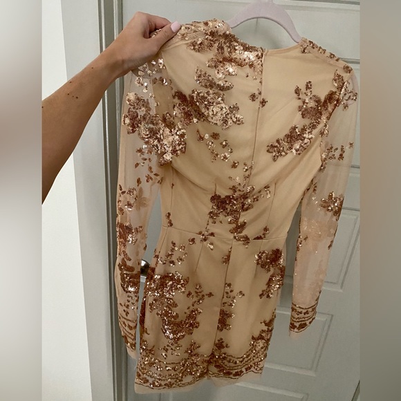 Revolve Superdown Jessa Deep V Sequin Mini Dress - Picture 6 of 11